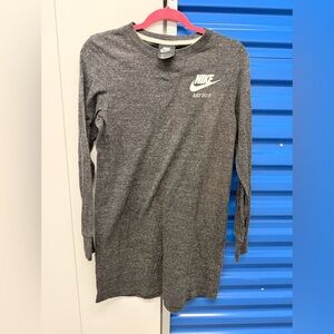 Nike women’s xs Charcoal Heather Long Sleeve dress mini